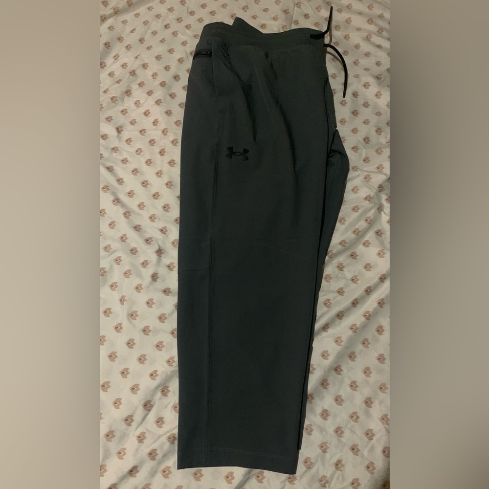Under Armour Sportstyle Elite Crop Fnt